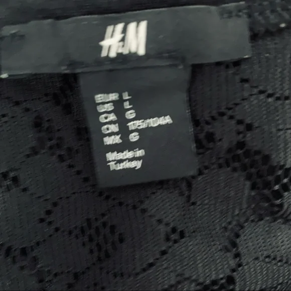 H&M Black Lace Hi Low Tee Size L - Picture 3 of 3